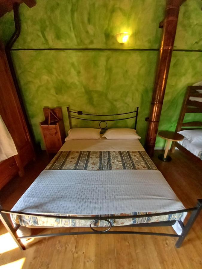 Casina La Quercia Apartman Santa Sofia Kültér fotó